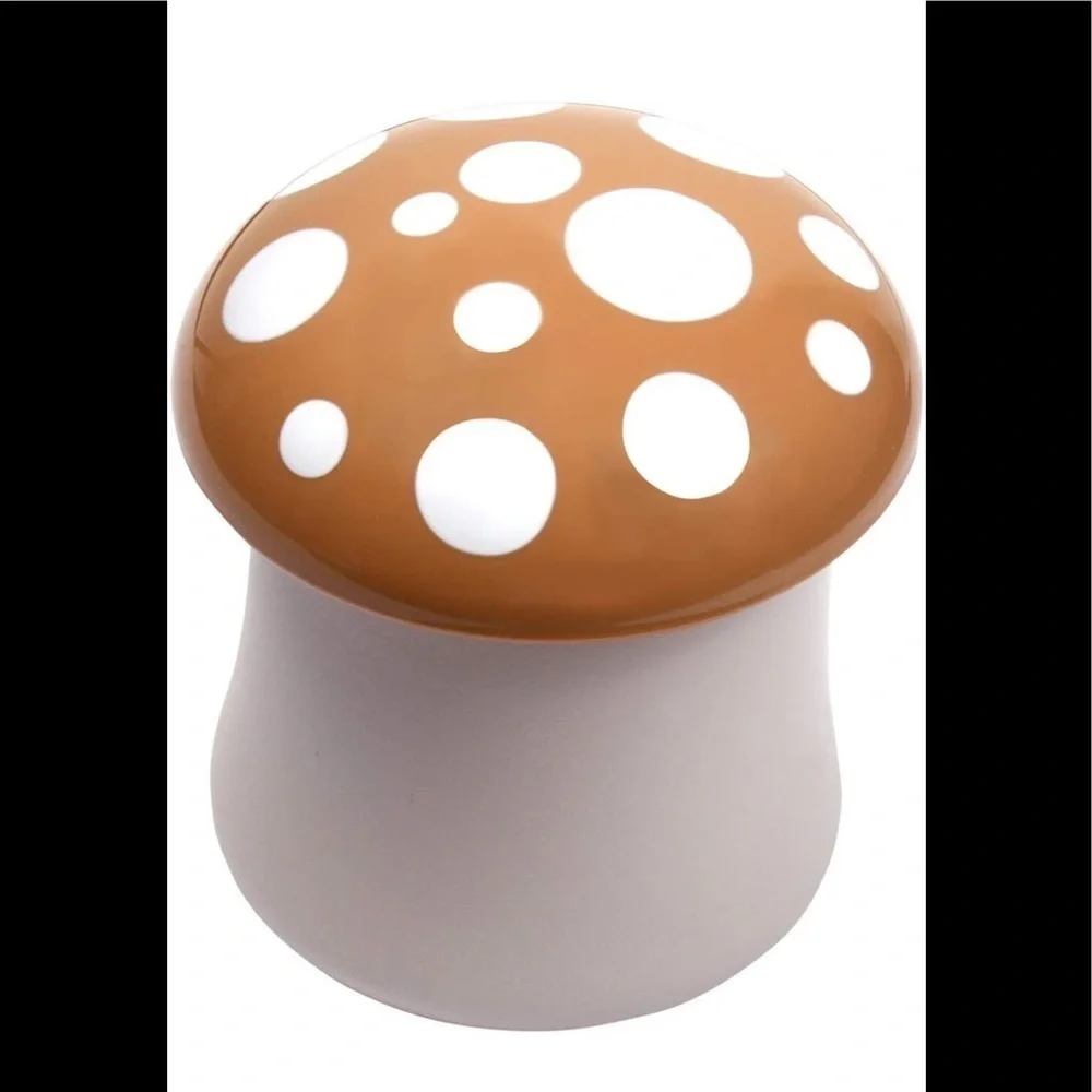Hutzler Mushroom Saver or Storage Container Brown/Toadstool Style - Picture 1 of 10